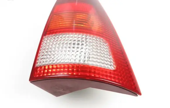 Ford Focus Rear/tail lights XS4X18N004EC