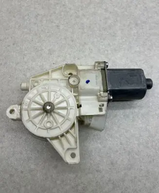 Mercedes-Benz S W222 Front door window regulator motor A1669060201 937671101