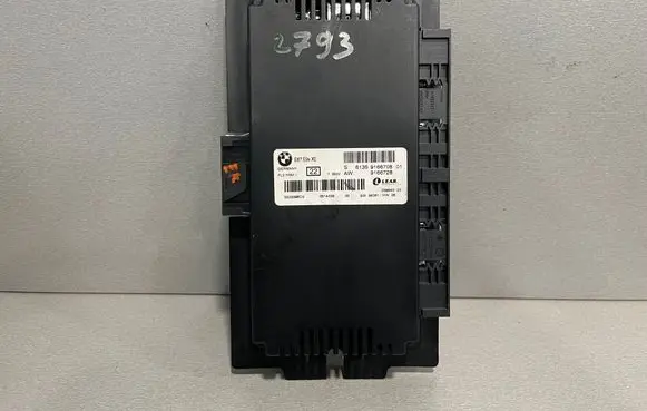 BMW 3 E92 E93 Light module LCM 9166708 53233982