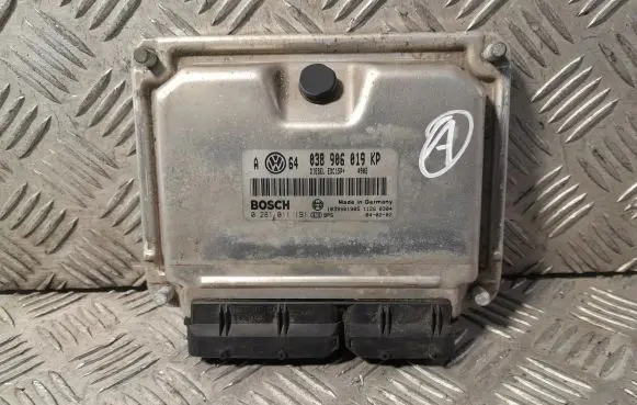 Volkswagen Golf IV Engine control unit/module 038906019KP