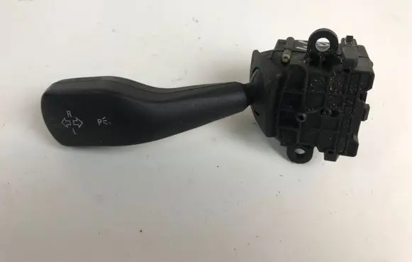 BMW 3 E46 Indicator stalk 8363662 0110400025 61318363662