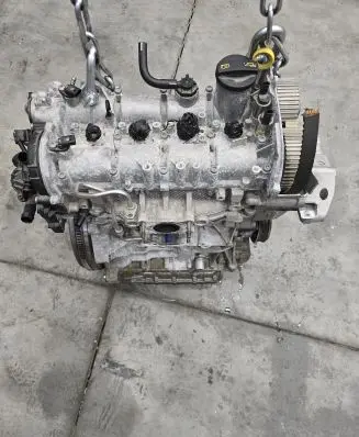 Volkswagen Sharan Engine 027104E0680 04E103011ET