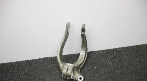 Land Rover Range Rover Sport L461 Other front suspension part M8E23463AF