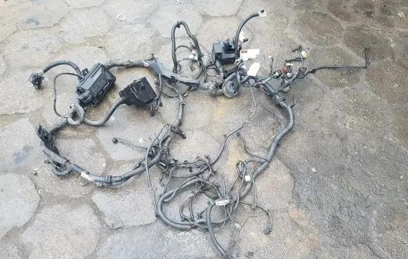 Engine installation wiring loom