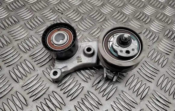 Volvo V70 Timing belt tensioner T422327 979863