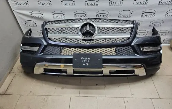 Mercedes-Benz GL X166 Front bumper A1668852925 A1668853025 A1668802940