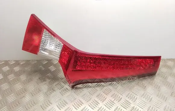Volvo V70 Rear/tail lights 31276836