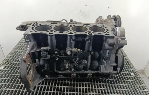 Opel Astra H Engine block Z16LET