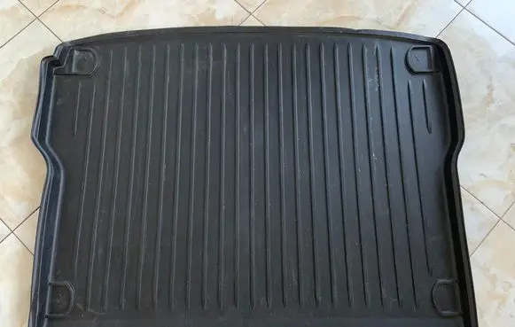Audi Q5 SQ5 Rubber trunk/boot mat liner 8R0061180
