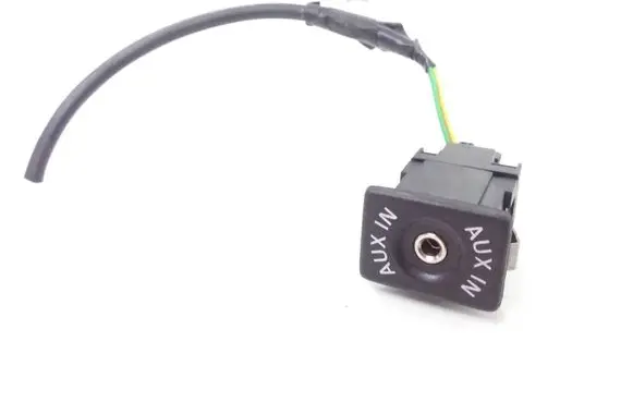 Volkswagen Golf VI AUX in-socket connector 5M0035724