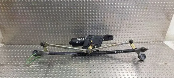 Front wiper linkage