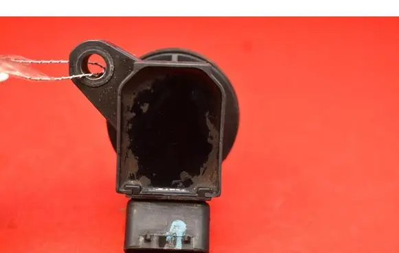 Toyota Avensis Verso High voltage ignition coil 90080-19019