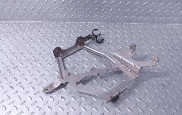Audi A8 S8 D4 4H Radiator mount bracket 4H0121239B