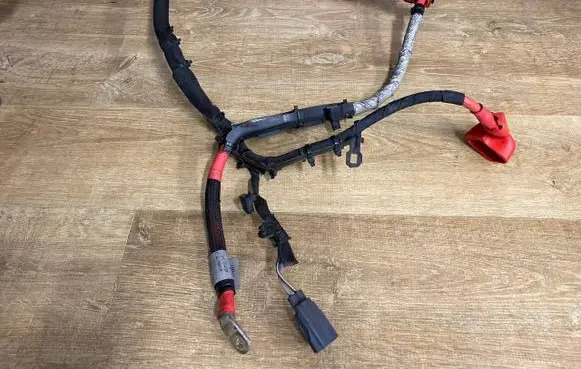 Jaguar F-Pace Positive cable (battery) J8A2-14305-DB J8A214305DB J8A2-14305