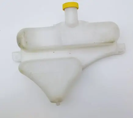 Mazda 6 Coolant expansion tank/reservoir 
