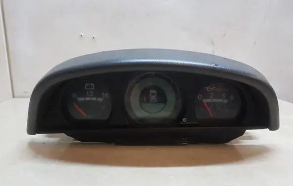 Mitsubishi Pajero Sport I Speedometer (instrument cluster) MR298738