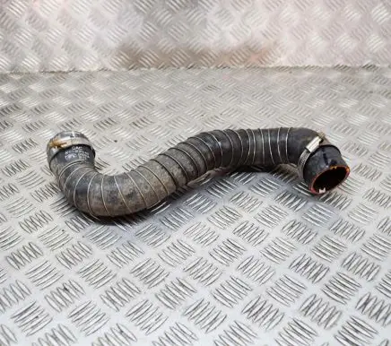 Land Rover Discovery 4 - LR4 Intercooler hose/pipe AH229F072AD