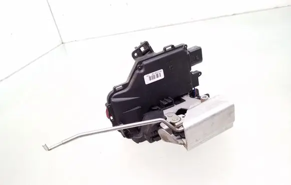 Audi A4 S4 B6 8E 8H Front door lock 8E1837016C