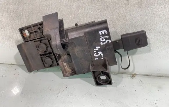 BMW 7 E65 E66 Fuse 61138385164 10688710