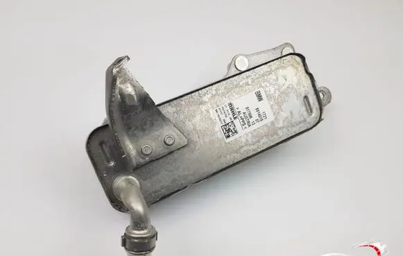 BMW 3 F30 F35 F31 Engine oil radiator 8514515