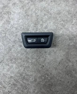 BMW 6 G32 Gran Turismo Tailgate/boot open switch button 9275121