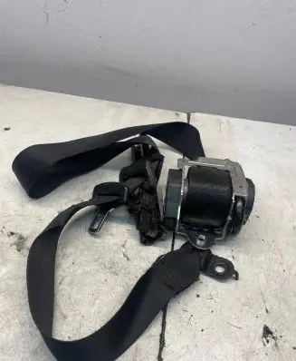 Mercedes-Benz Sprinter W906 Front seatbelt A9068600285