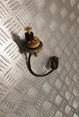 Nissan Terrano Sensor