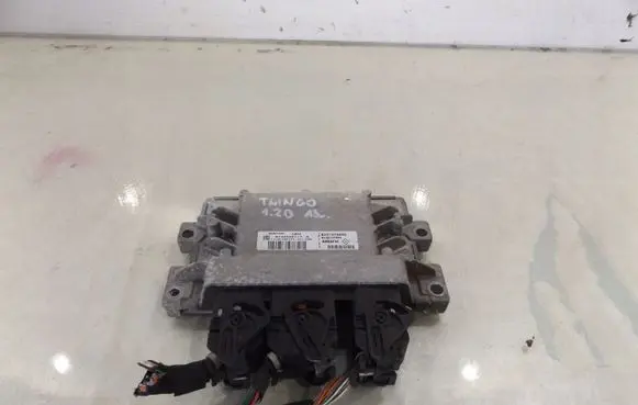 Renault Twingo II Engine control unit/module S120200117A