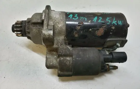 Volkswagen PASSAT B7 Starter motor 02M911024C