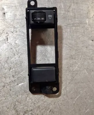 Nissan Juke I F15 Headlight level height control switch 25190BV80A S32161