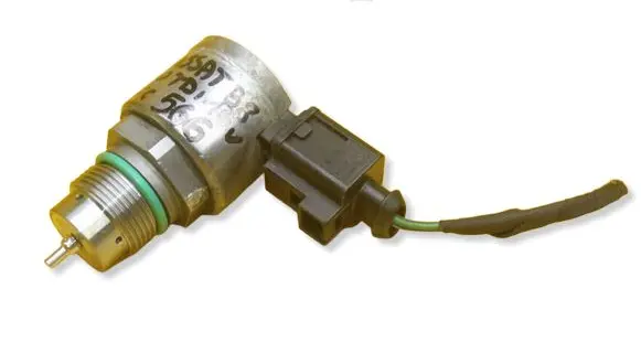 Volkswagen PASSAT B8 Fuel main line pipe 04L130764C