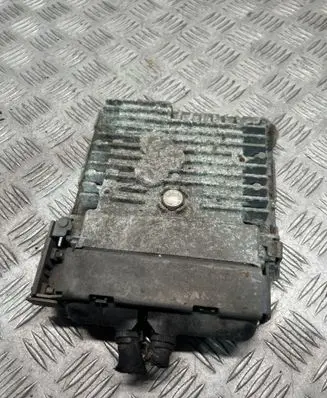 Volkswagen Golf VI Engine control unit/module 03L906023B