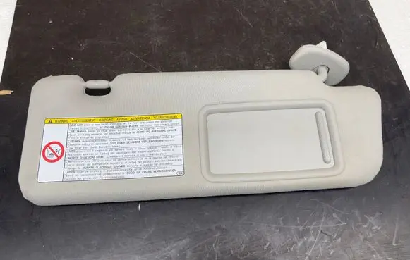 Toyota Prius (XW30) Sun visor
