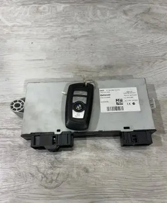 BMW 5 F10 F11 CAS control unit/module 9268752 2120260882