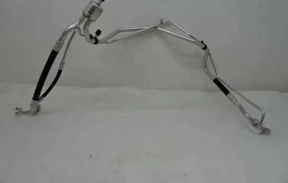 Citroen Berlingo Air conditioning (A/C) pipe/hose 9681693180
