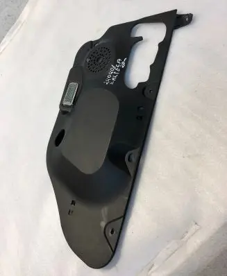 Seat Ateca Dashboard lower bottom trim panel 576863084