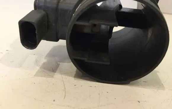 Audi A3 S3 8P Mass air flow meter 03L906461 5WK97023 0240100330009523
