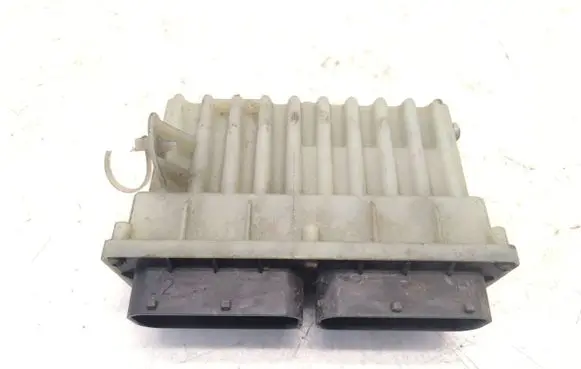 Opel Zafira A Fan control module 24462346