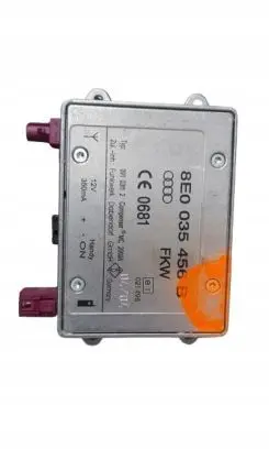 Audi A4 S4 B6 8E 8H Antenna control unit 
