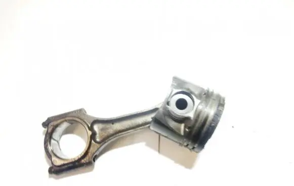 Opel Vectra B Piston with connecting rod