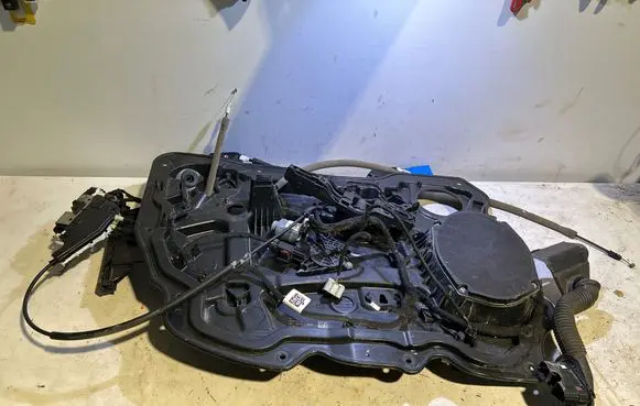 Chrysler Pacifica Front window lifting mechanism without motor 3041905 1571764