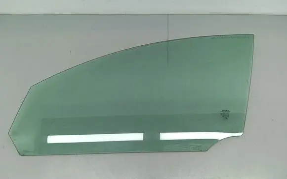 Volvo V50 Front door window glass four-door 43R001106