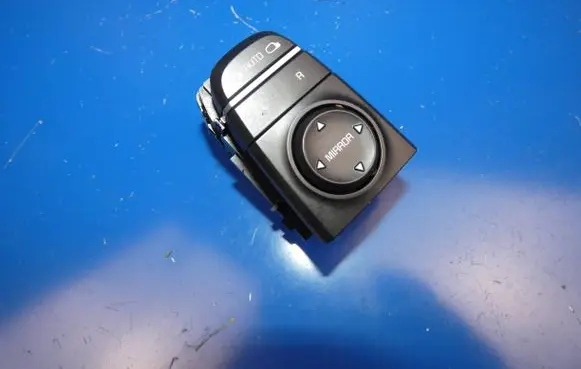 KIA Optima Wing mirror switch 299161140 170106 0002389