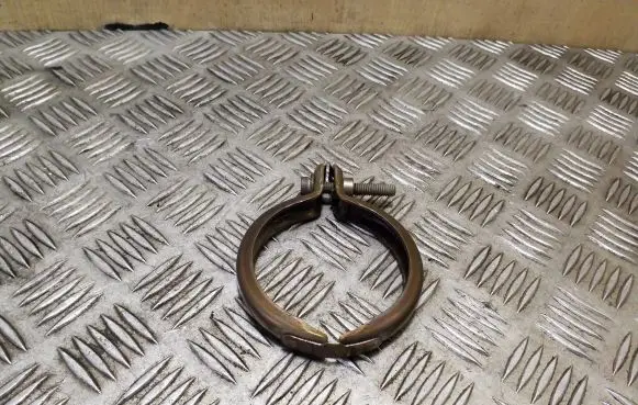 Audi A3 S3 8V Muffler pipe connector clamp 5Q0253725D