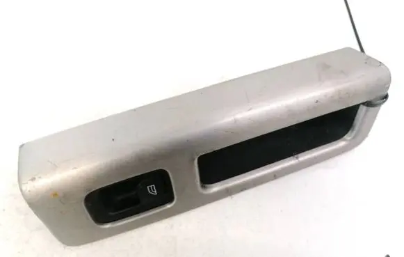 Volvo S40 Electric window control switch 8679678