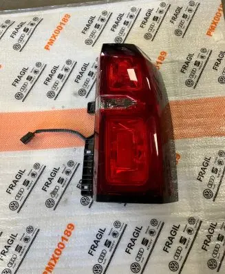 Chevrolet Suburban Rear/tail lights 84467058 6619800000000C
