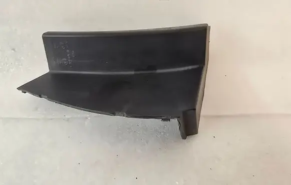 KIA Sportage Rear/tail light trim molding 92402D9