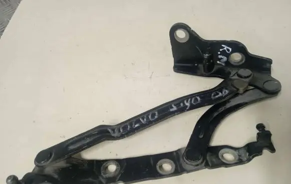 Volvo S40 Tailgate/trunk/boot hinge 30716248