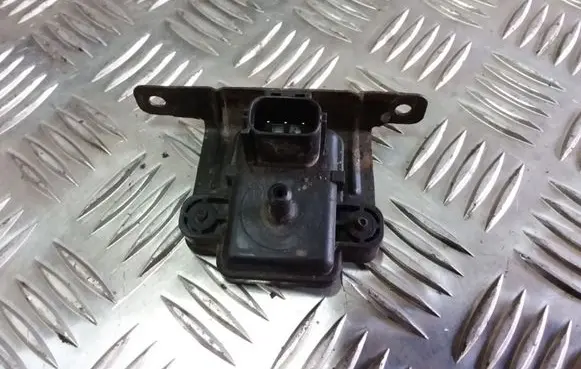 Ford Focus Air pressure sensor 98AB9S428AB