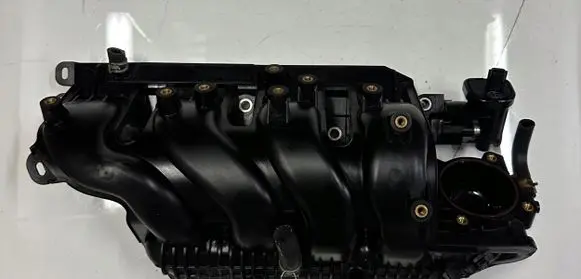 Nissan X-Trail T32 Intake manifold 3YM1A